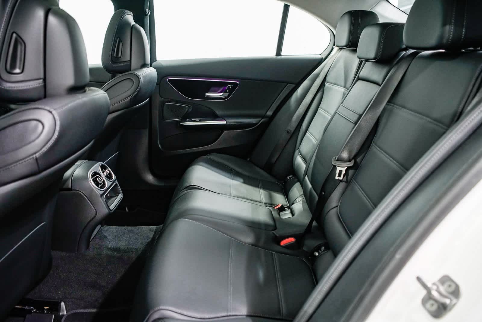 Thumbnail: 2025 Mercedes-Benz C-Class - 18