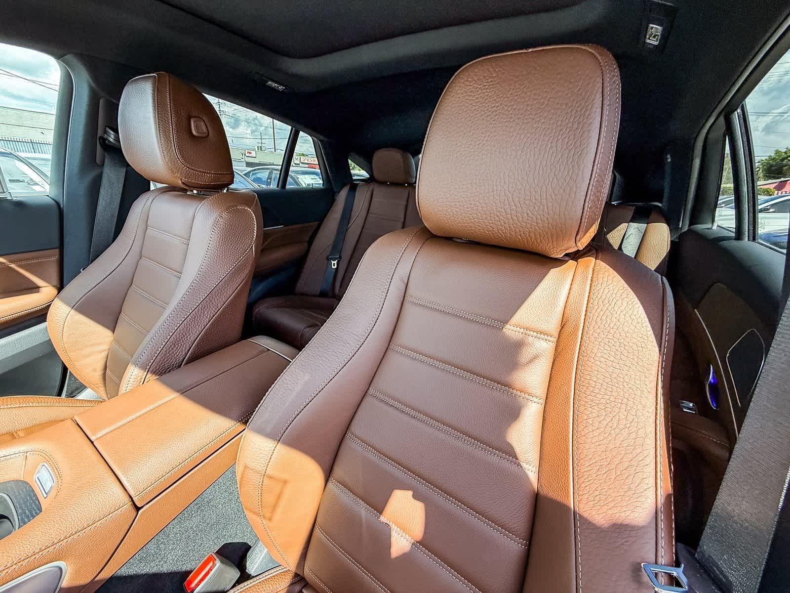 Thumbnail: 2026 Mercedes-Benz GLE - 26