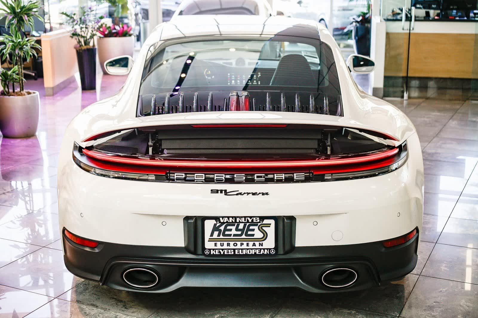 Thumbnail: 2025 Porsche 911 - 3