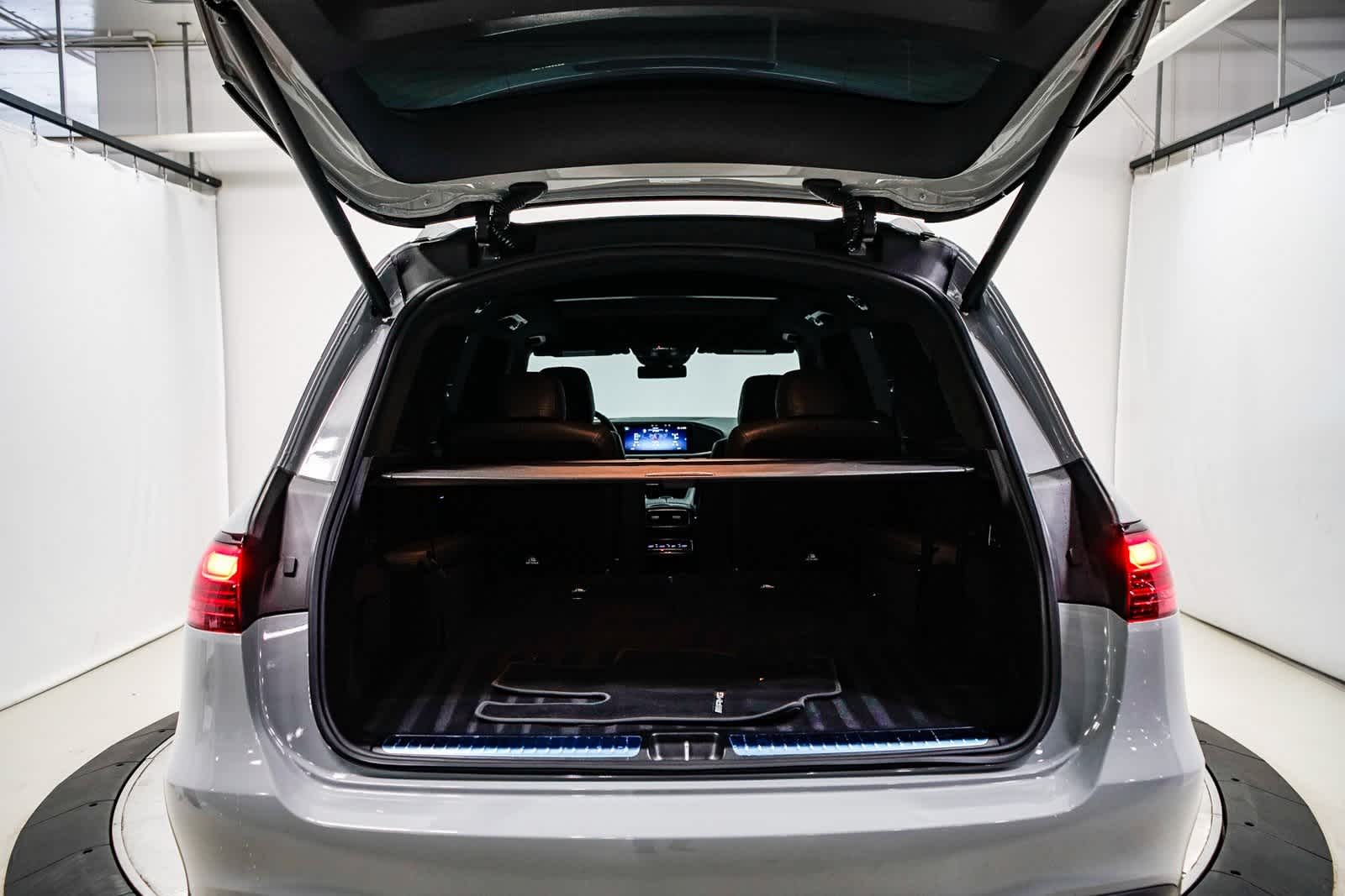 Thumbnail: 2024 Mercedes-Benz GLS - 28