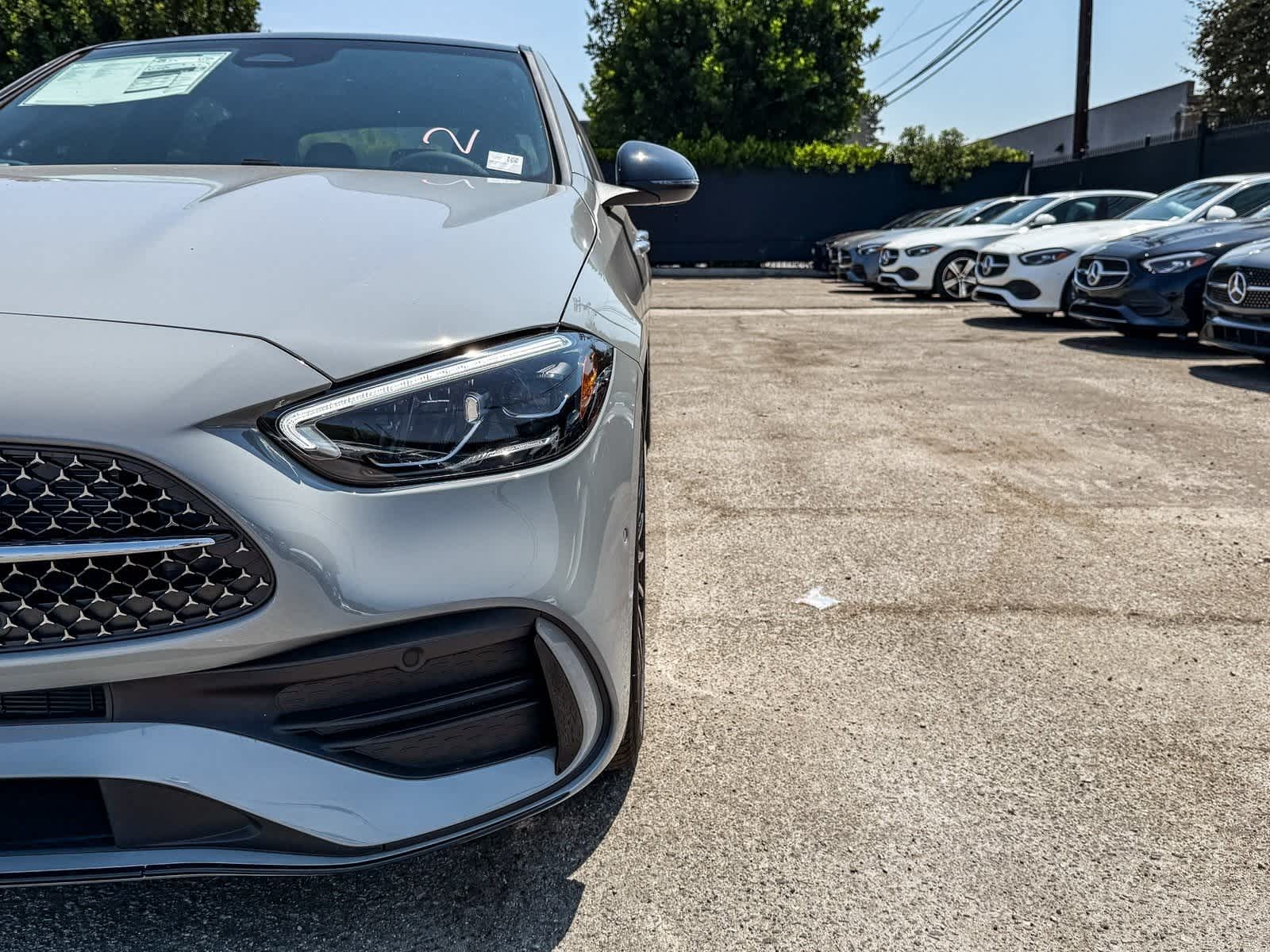 Thumbnail: 2025 Mercedes-Benz C-Class - 10