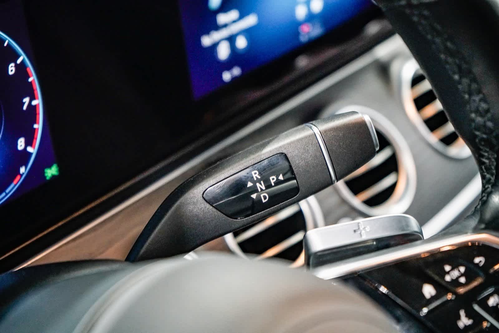 Thumbnail: 2022 Mercedes-Benz E-Class - 21