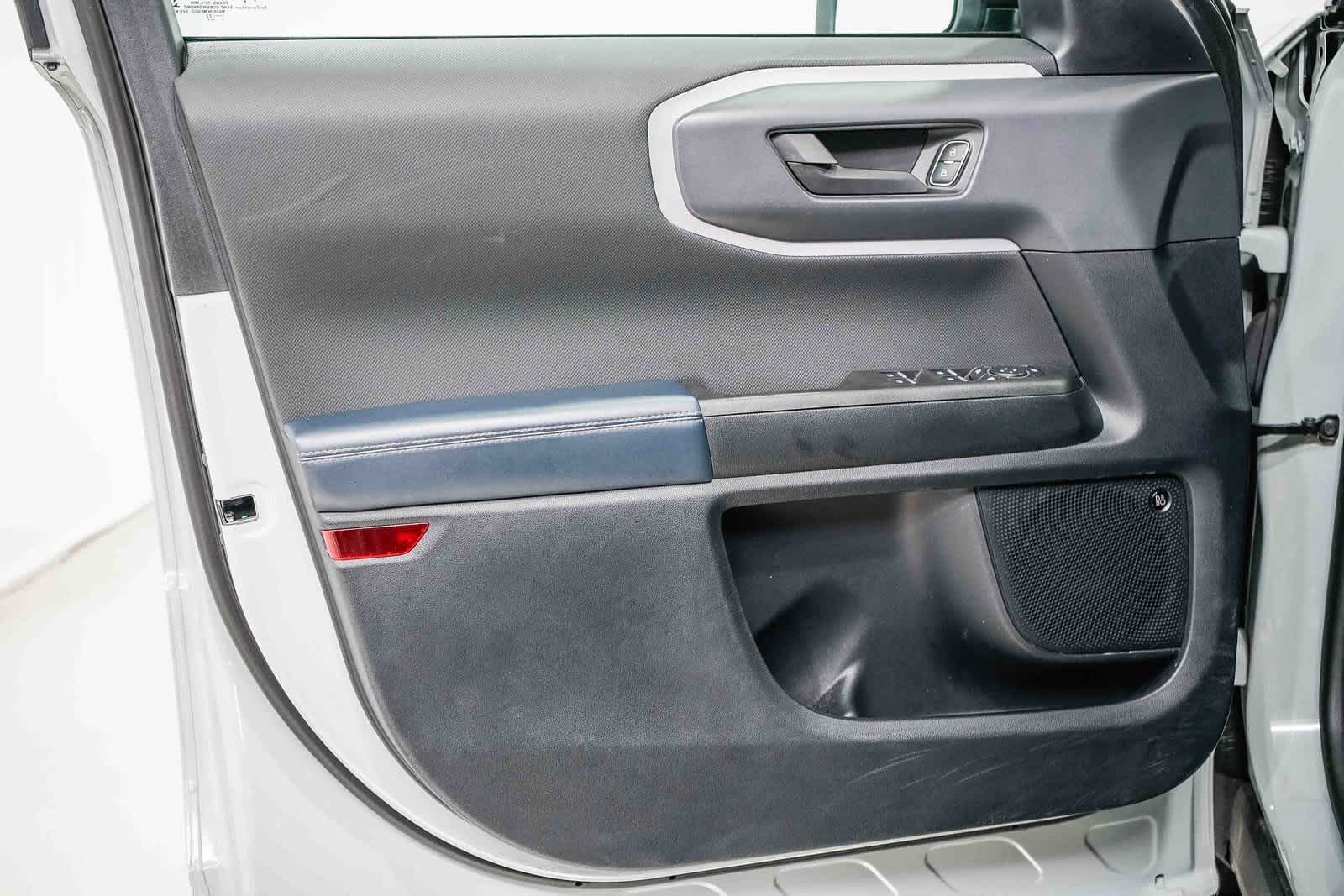 Thumbnail: 2022 Ford Bronco Sport - 18