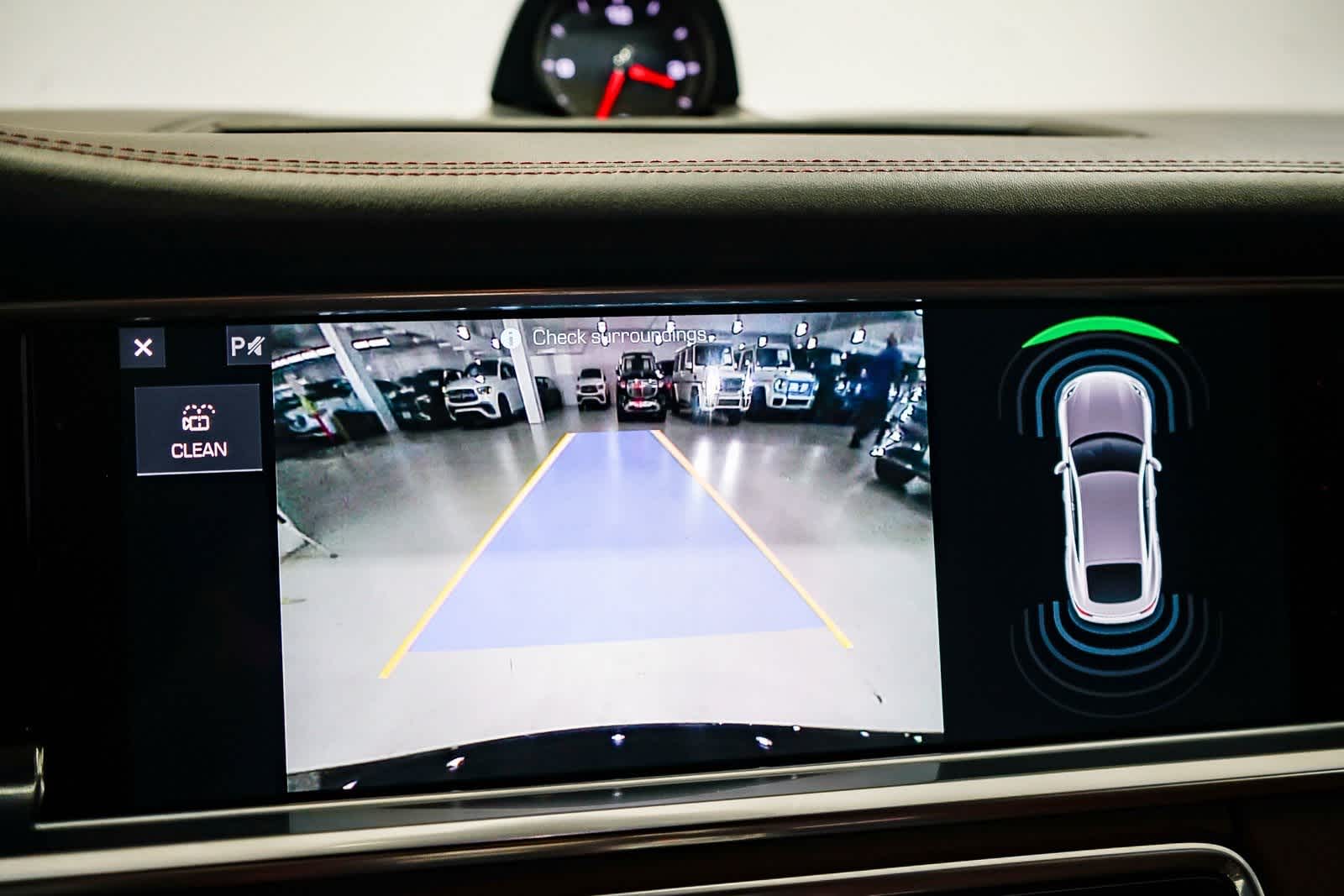 Thumbnail: 2018 Porsche Panamera - 25