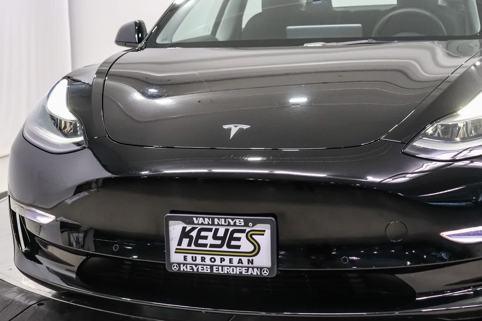 Thumbnail: 2022 Tesla Model 3 - 7