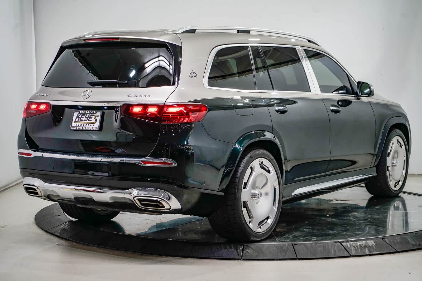 Thumbnail: 2024 Mercedes-Benz GLS - 4