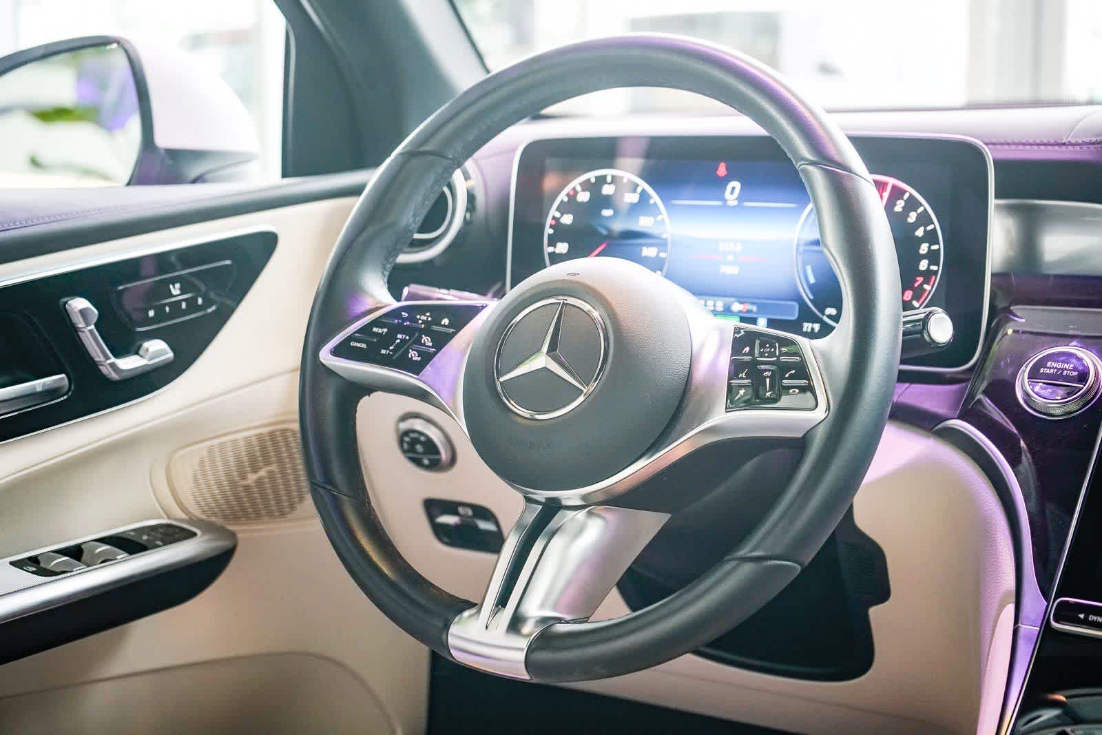 Thumbnail: 2025 Mercedes-Benz GLC - 14