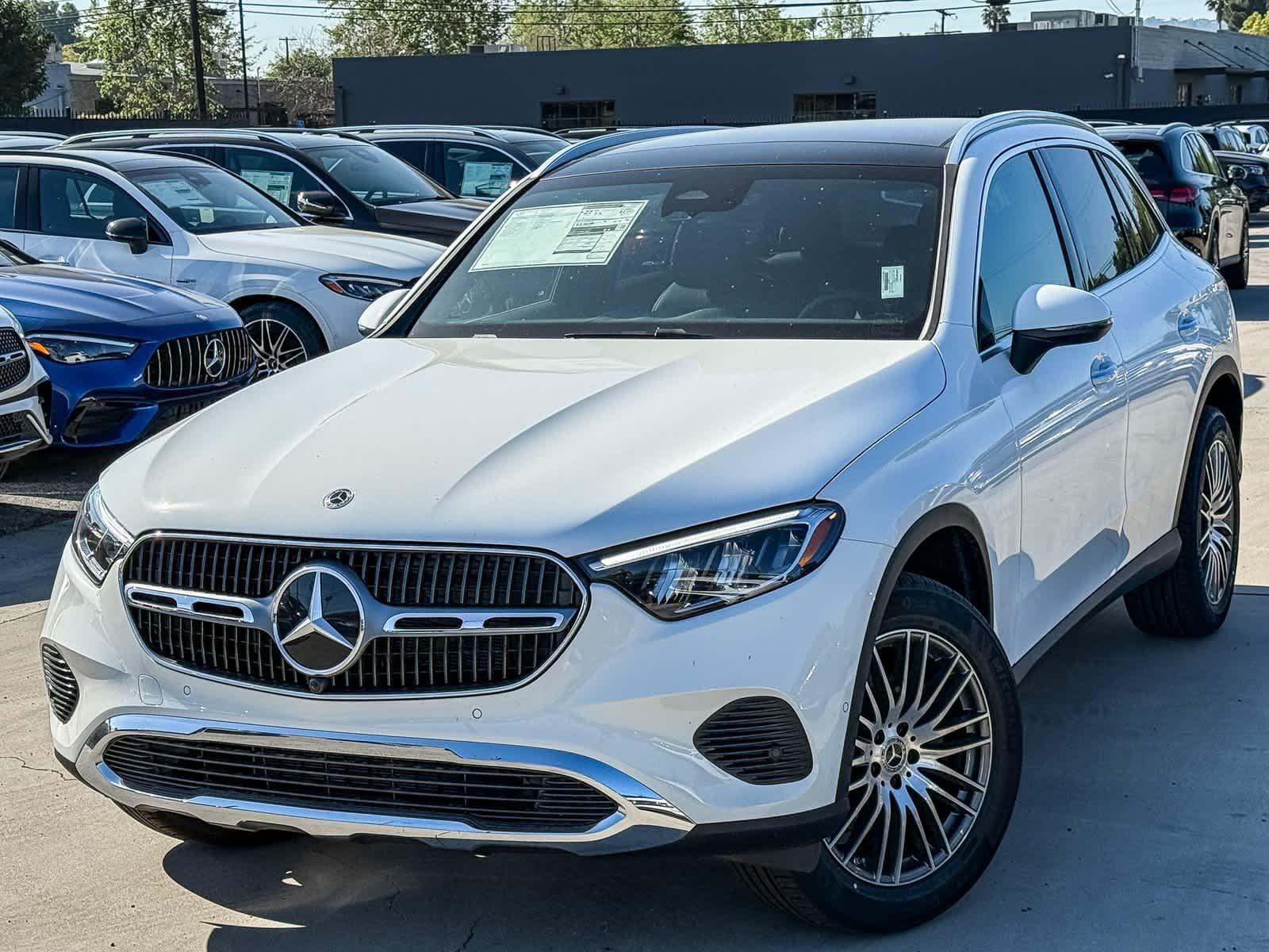 2025 Mercedes-Benz GLC 300 -
                  Van Nuys, CA