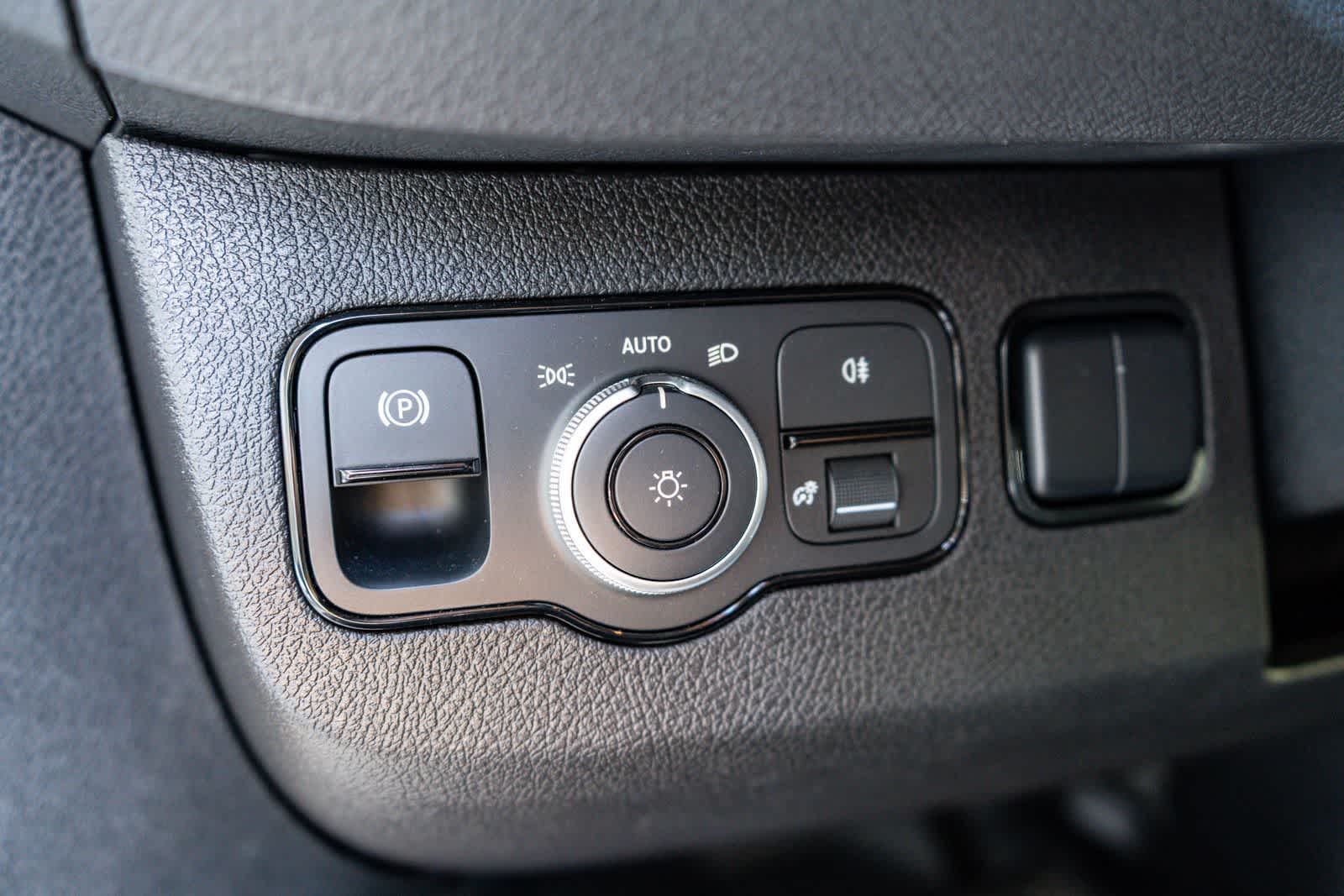 Thumbnail: 2026 Mercedes-Benz Sprinter - 24