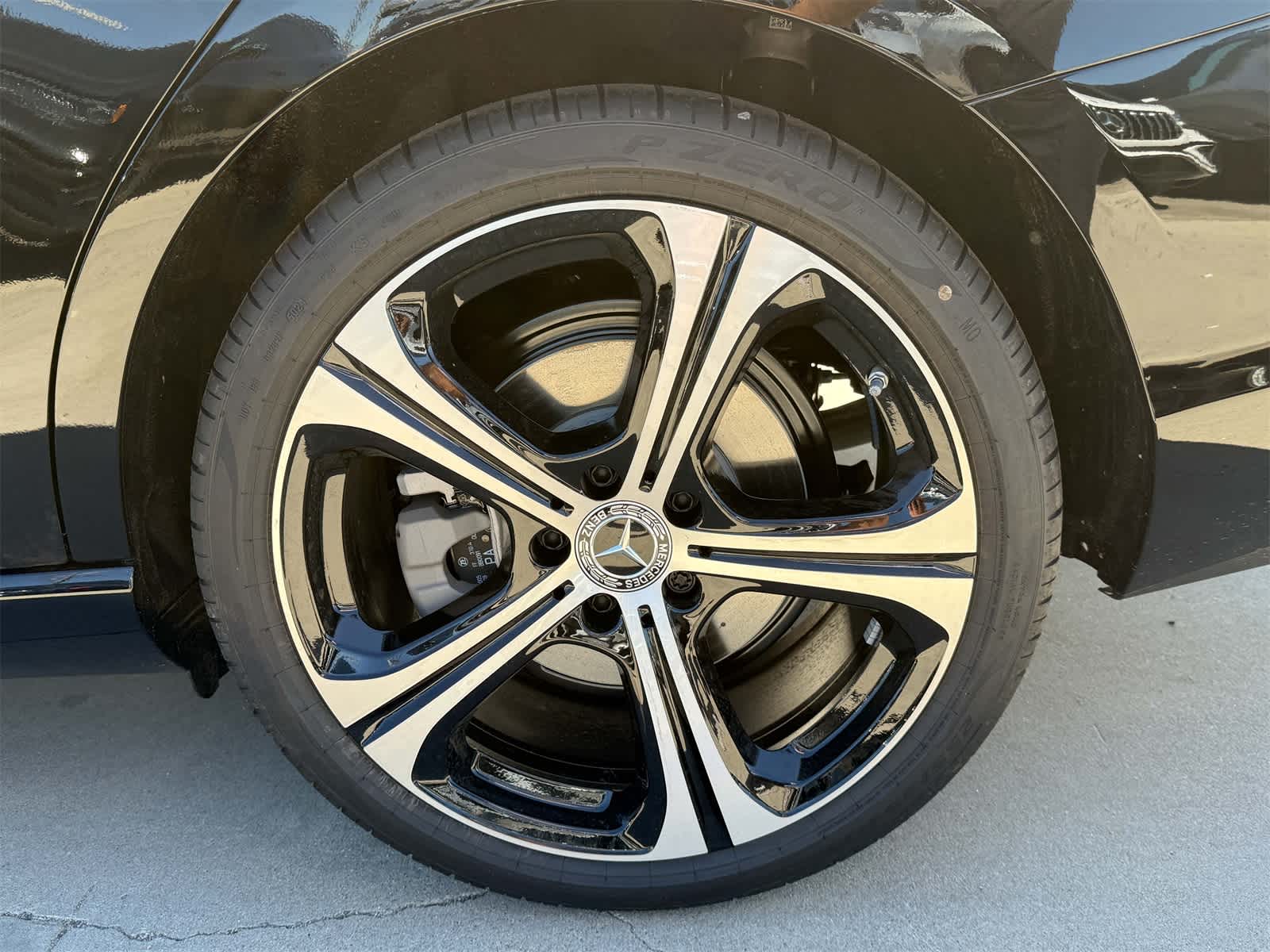 Thumbnail: 2025 Mercedes-Benz C-Class - 8