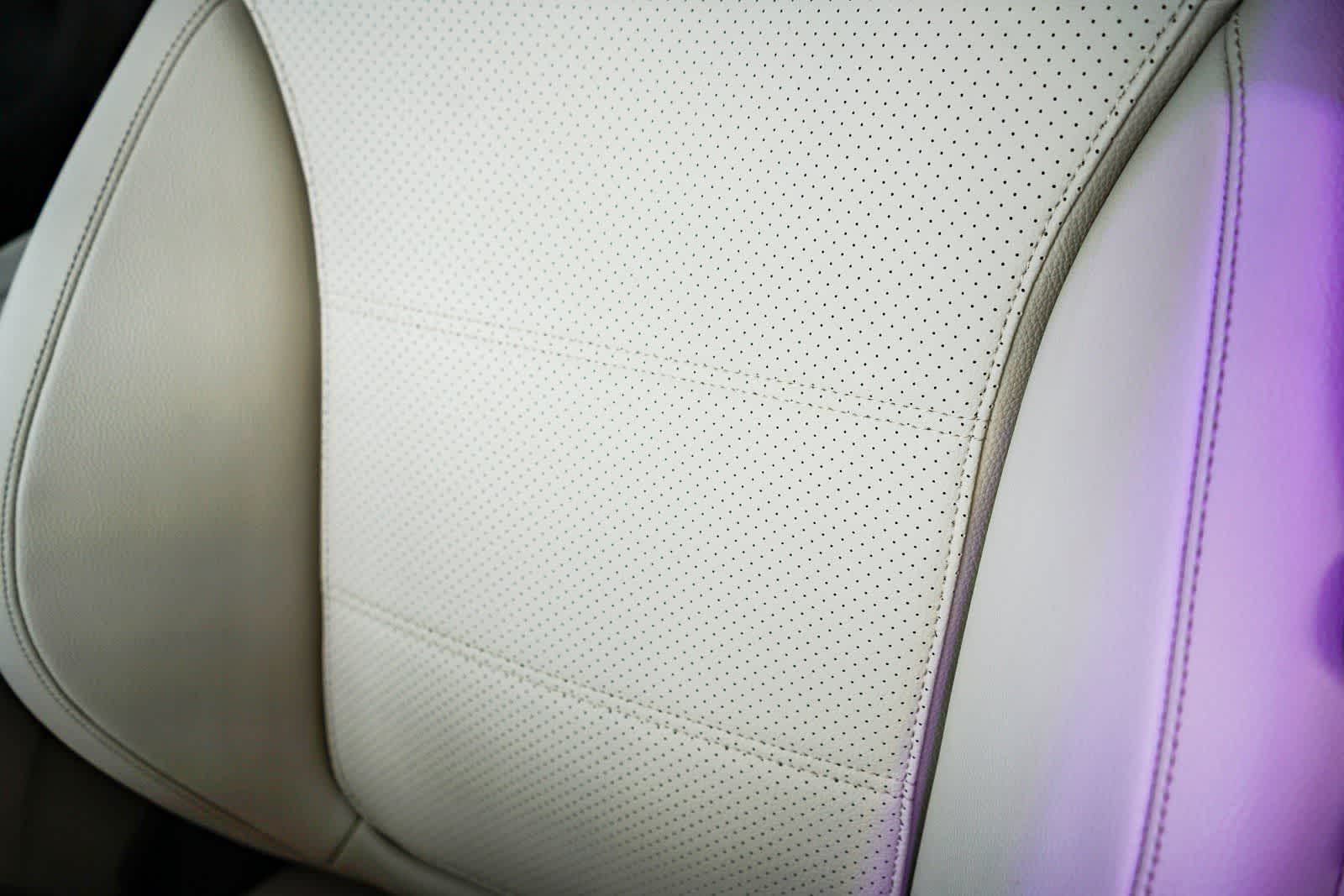 Thumbnail: 2025 Mercedes-Benz GLC - 25