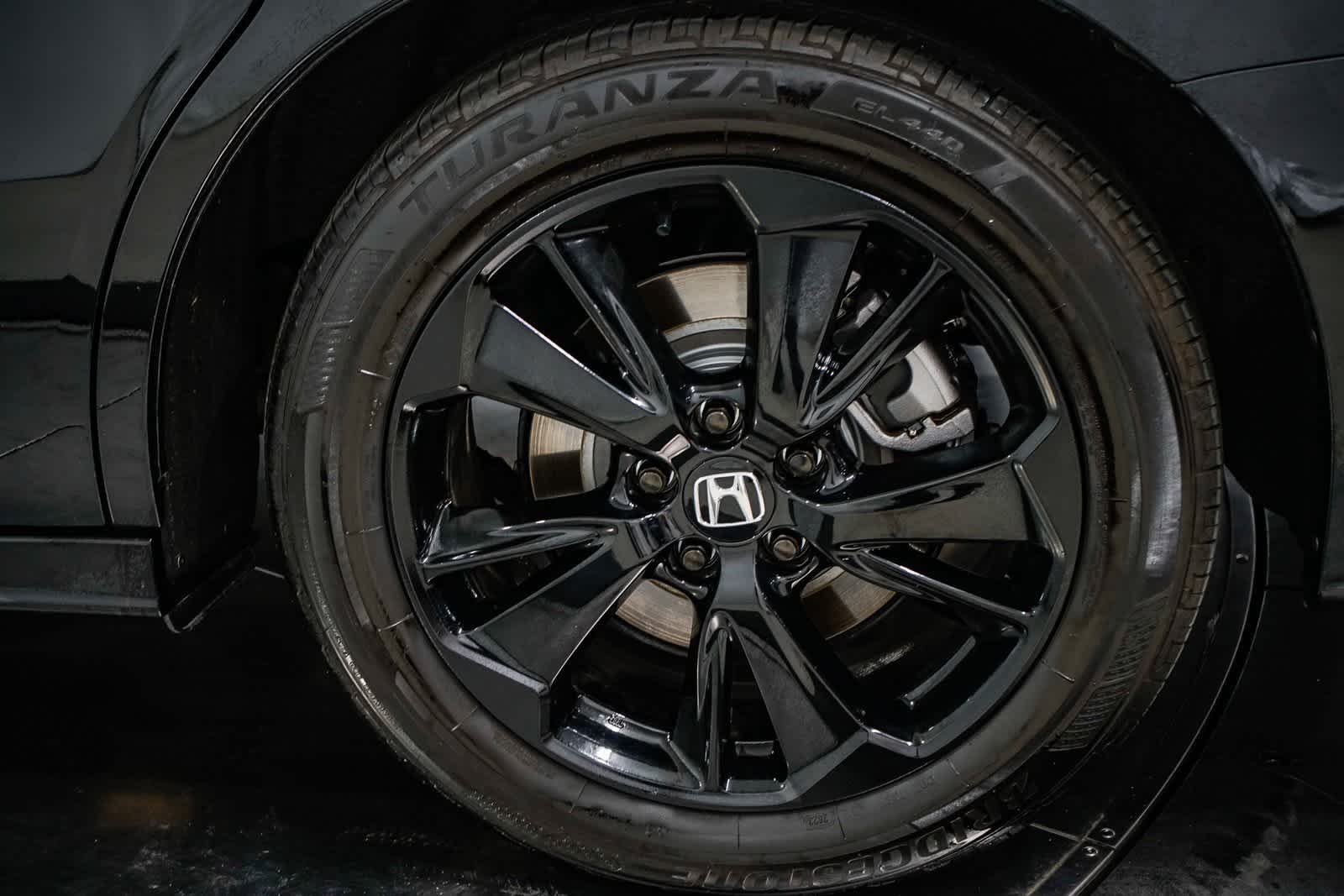 2024 Honda Odyssey Sport 10