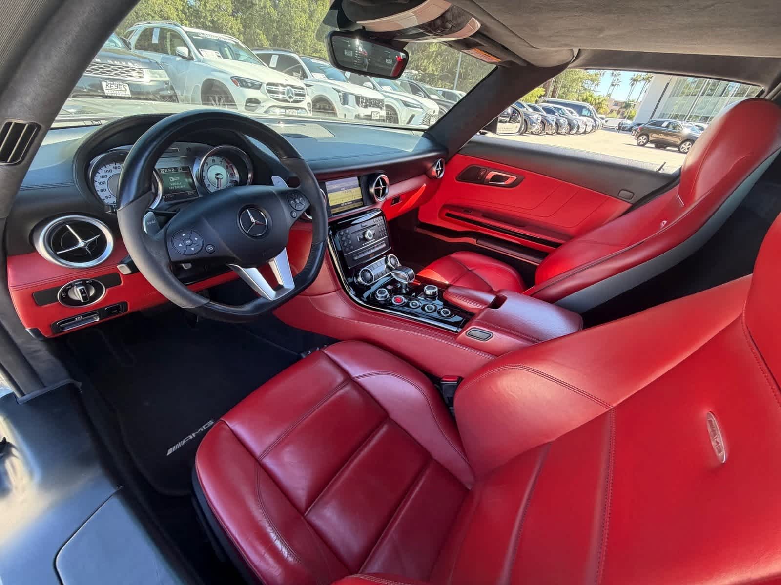 Thumbnail: 2012 Mercedes-Benz SLS AMG - 5
