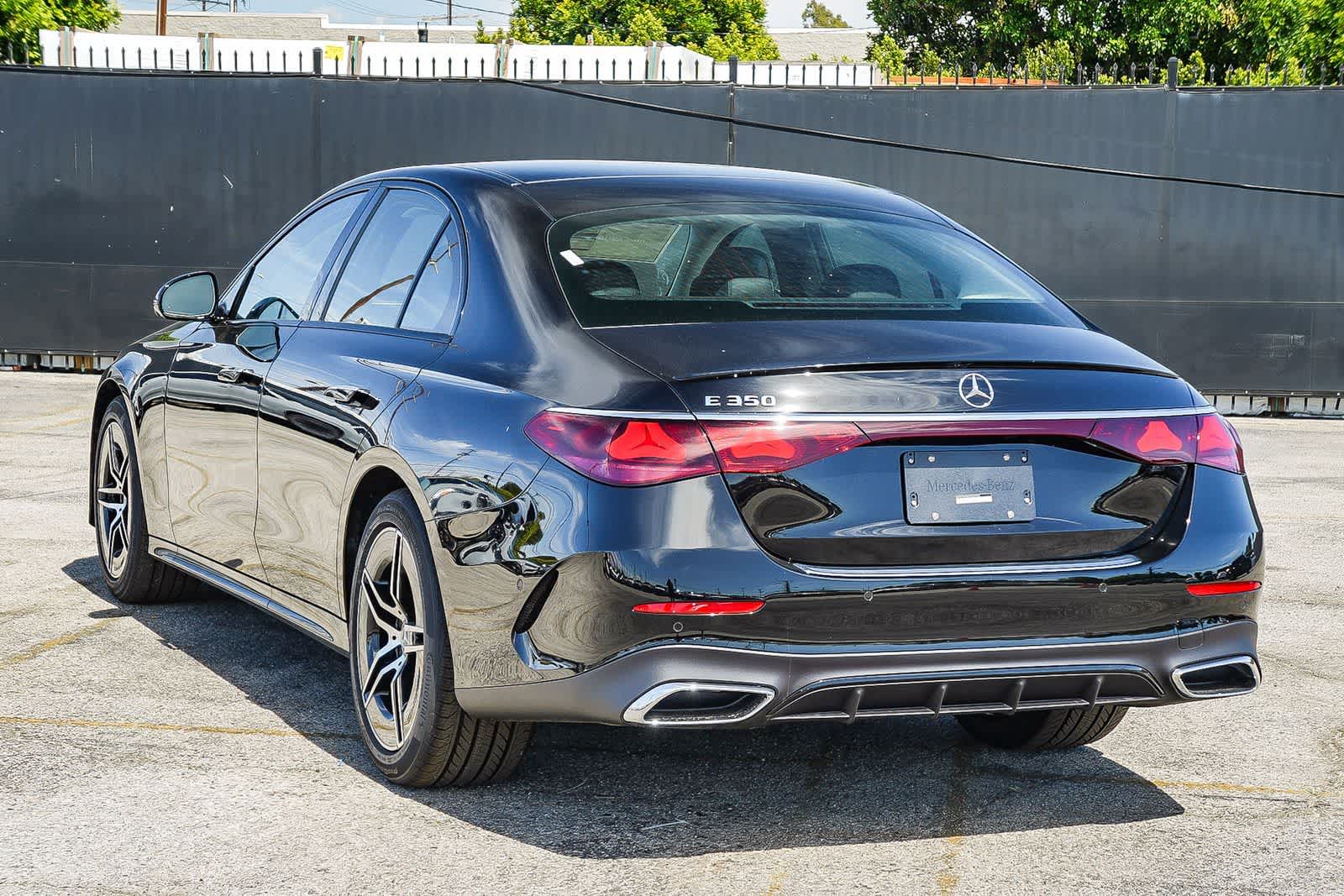Thumbnail: 2026 Mercedes-Benz E-Class - 6