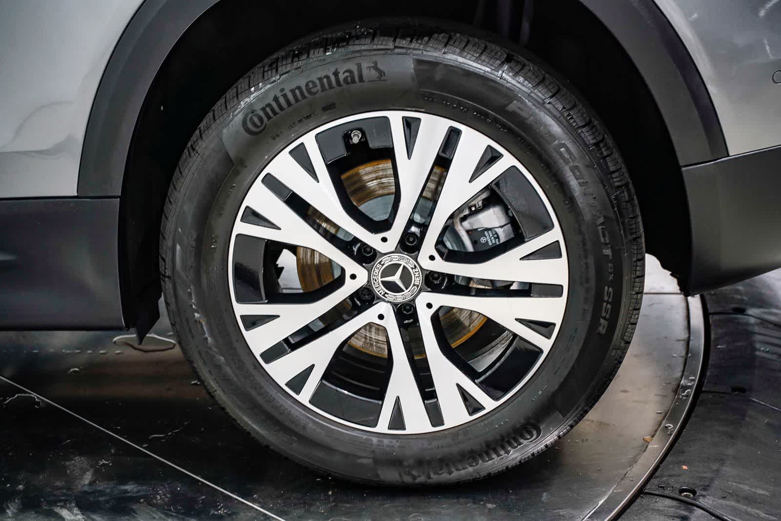 Thumbnail: 2026 Mercedes-Benz GLB - 10