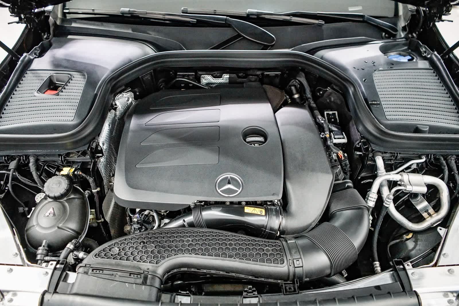 Thumbnail: 2023 Mercedes-Benz GLC - 28