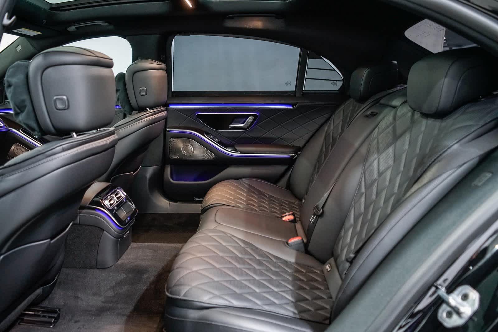 Thumbnail: 2024 Mercedes-Benz S-Class - 18