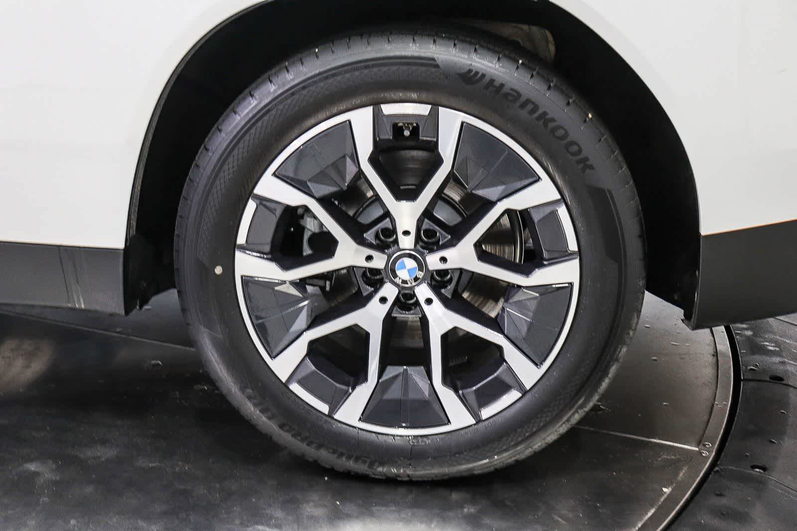 Thumbnail: 2026 BMW X3 - 10