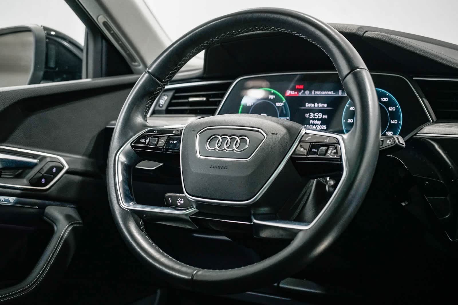 Thumbnail: 2024 Audi Q8 e-tron - 15