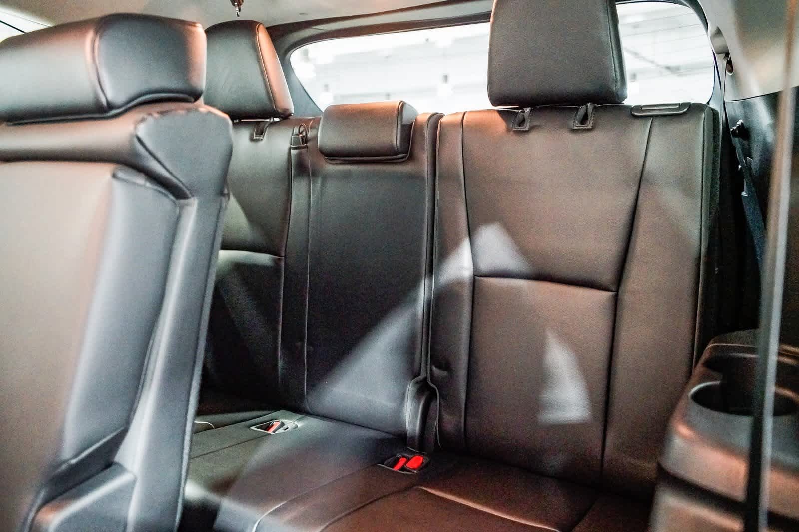 Thumbnail: 2021 Toyota Highlander - 19