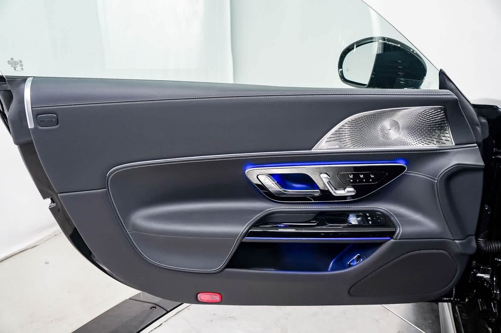 Thumbnail: 2025 Mercedes-Benz AMG GT - 21