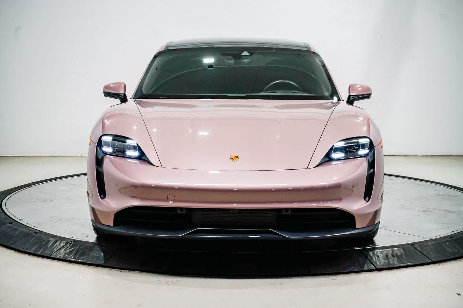 Thumbnail: 2023 Porsche Taycan - 6