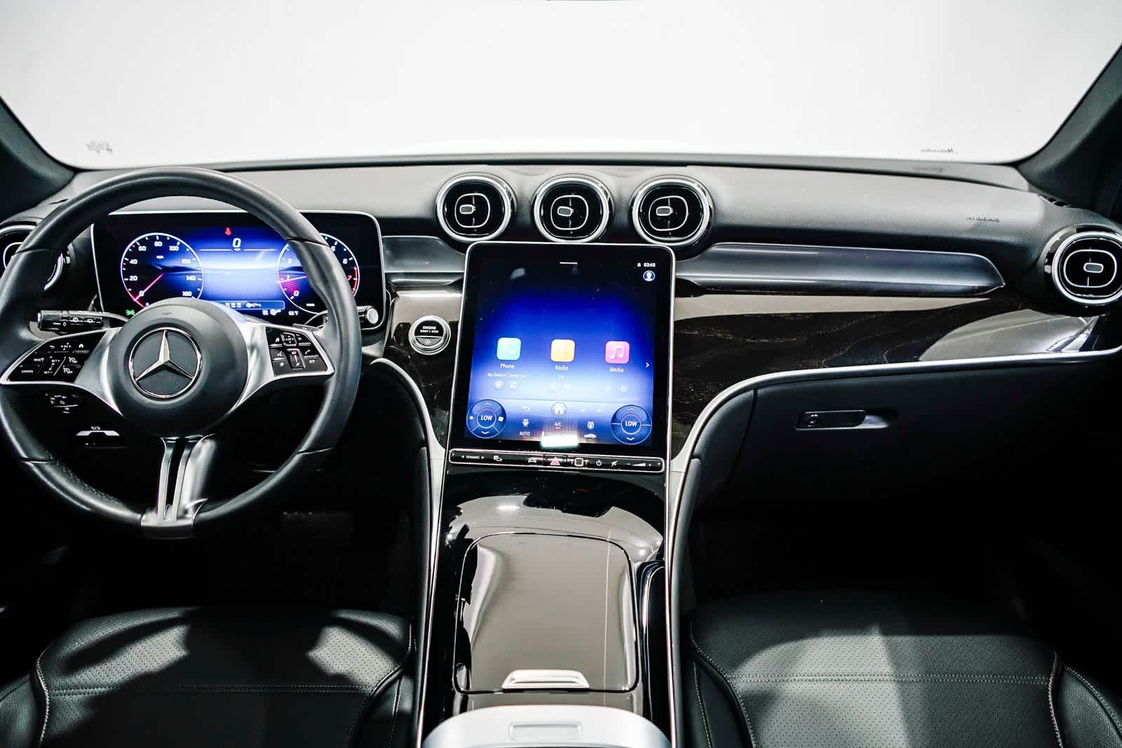 Thumbnail: 2025 Mercedes-Benz GLC - 12