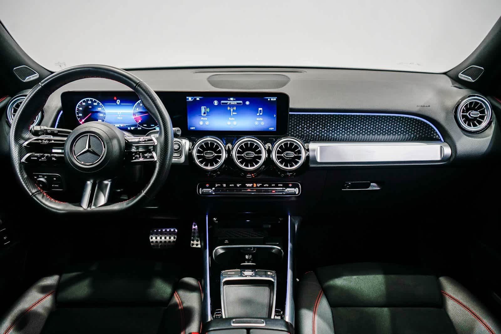 Thumbnail: 2025 Mercedes-Benz GLB - 11