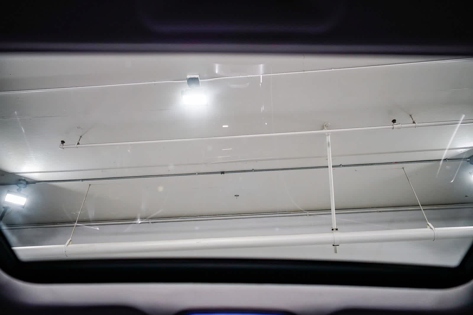 Thumbnail: 2023 Mercedes-Benz C-Class - 11