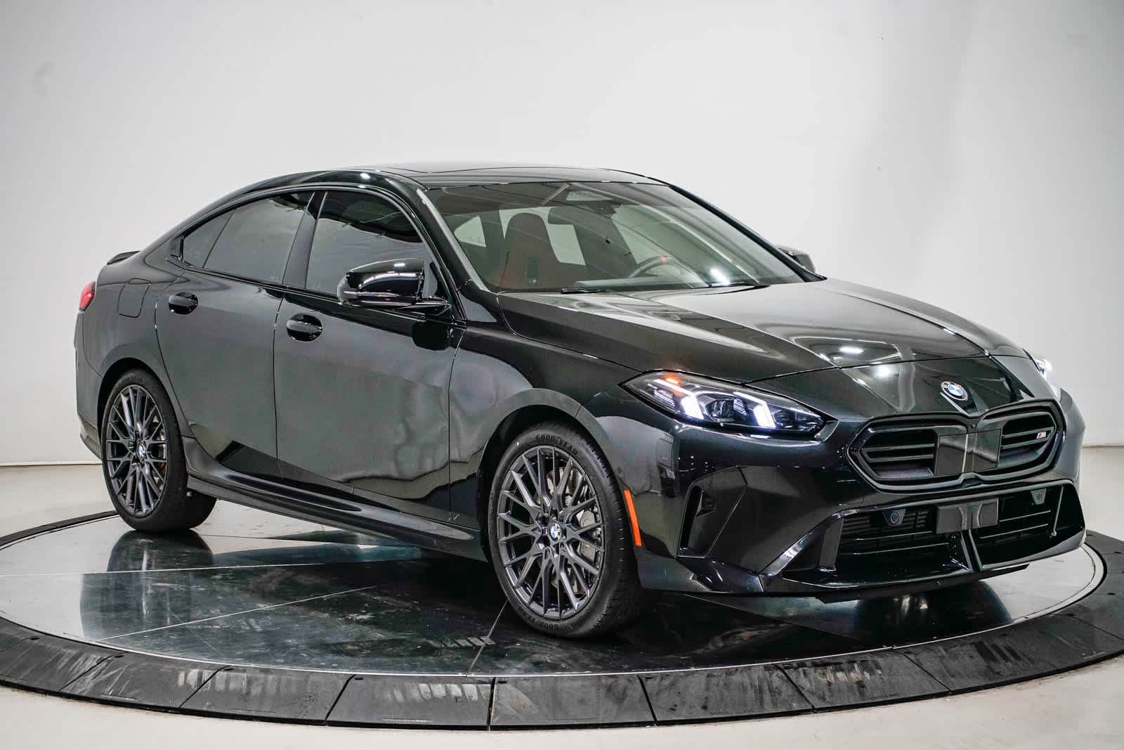 Thumbnail: 2025 BMW 2 Series - 5