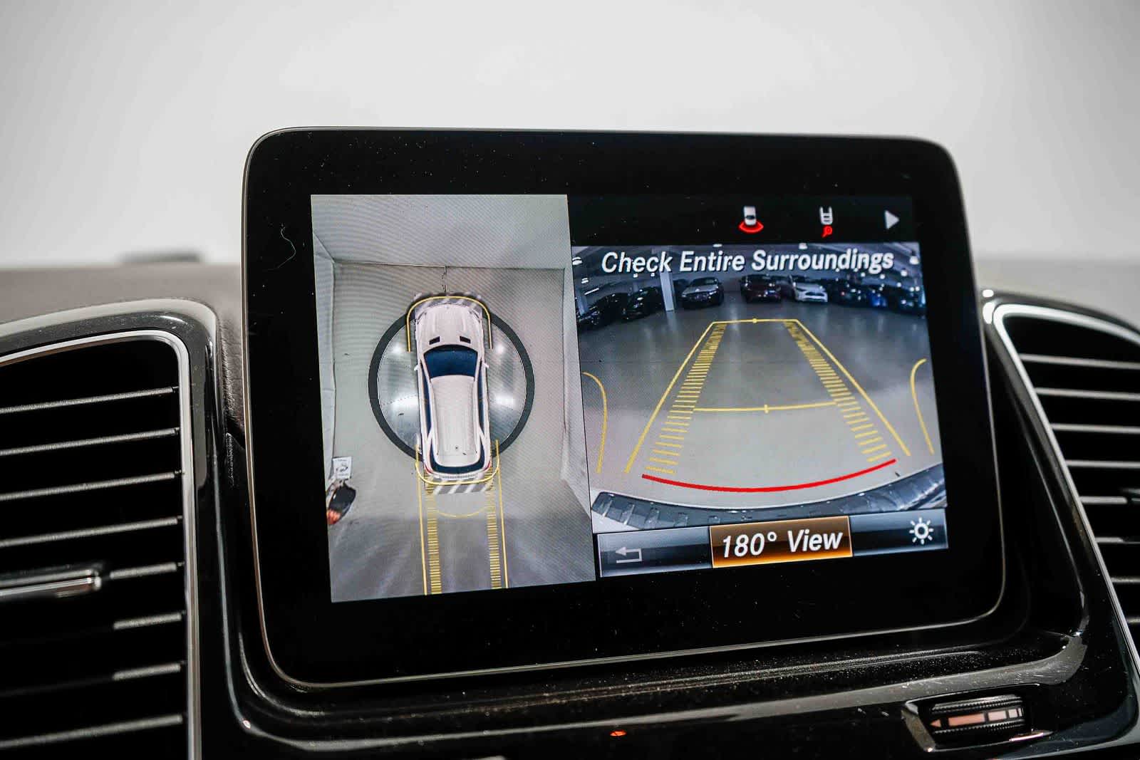 Thumbnail: 2017 Mercedes-Benz GLE - 23