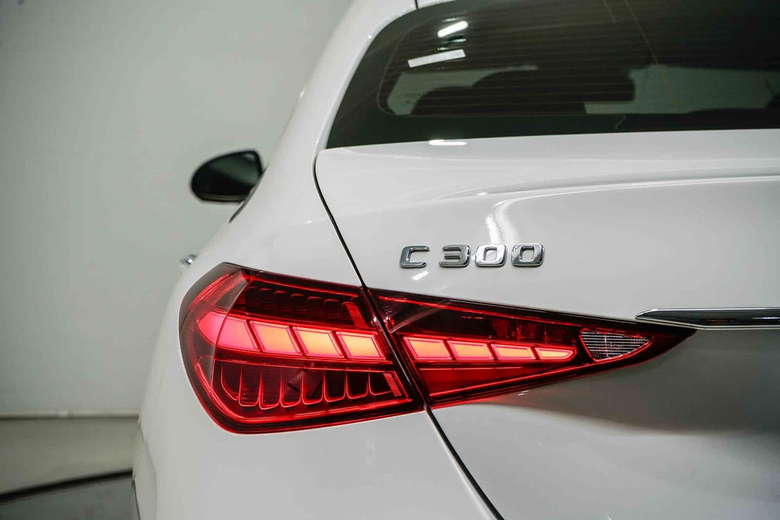 Thumbnail: 2022 Mercedes-Benz C-Class - 9