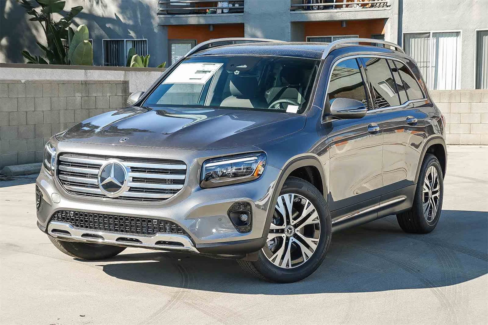 Thumbnail: 2026 Mercedes-Benz GLB - 1