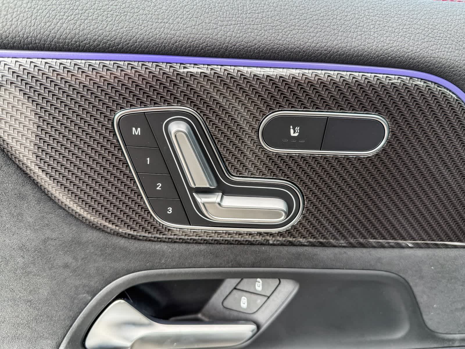 Thumbnail: 2025 Mercedes-Benz GLA - 23