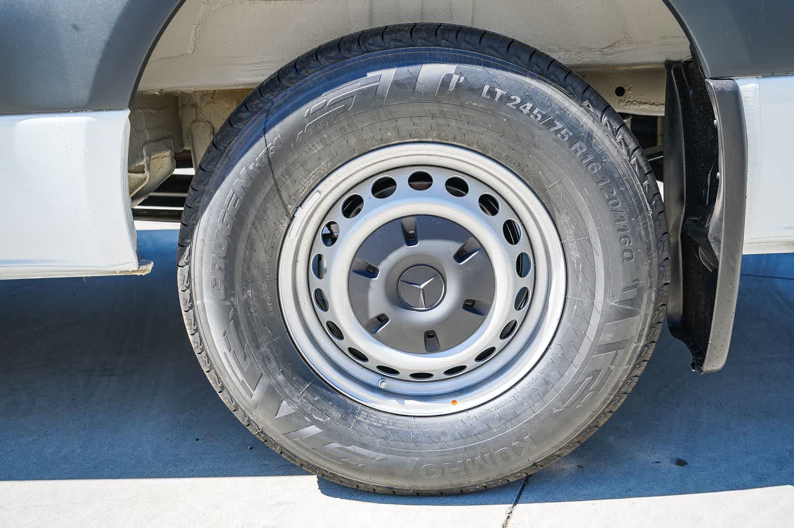 Thumbnail: 2026 Mercedes-Benz Sprinter - 8