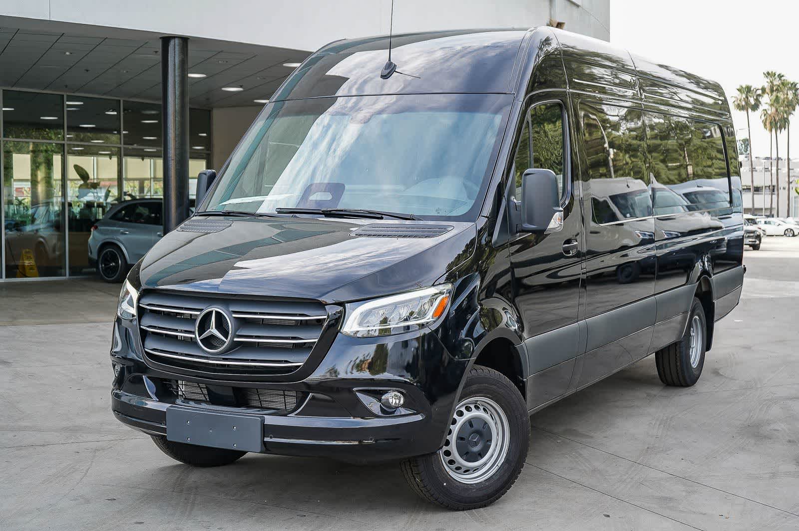Thumbnail: 2026 Mercedes-Benz Sprinter - 1