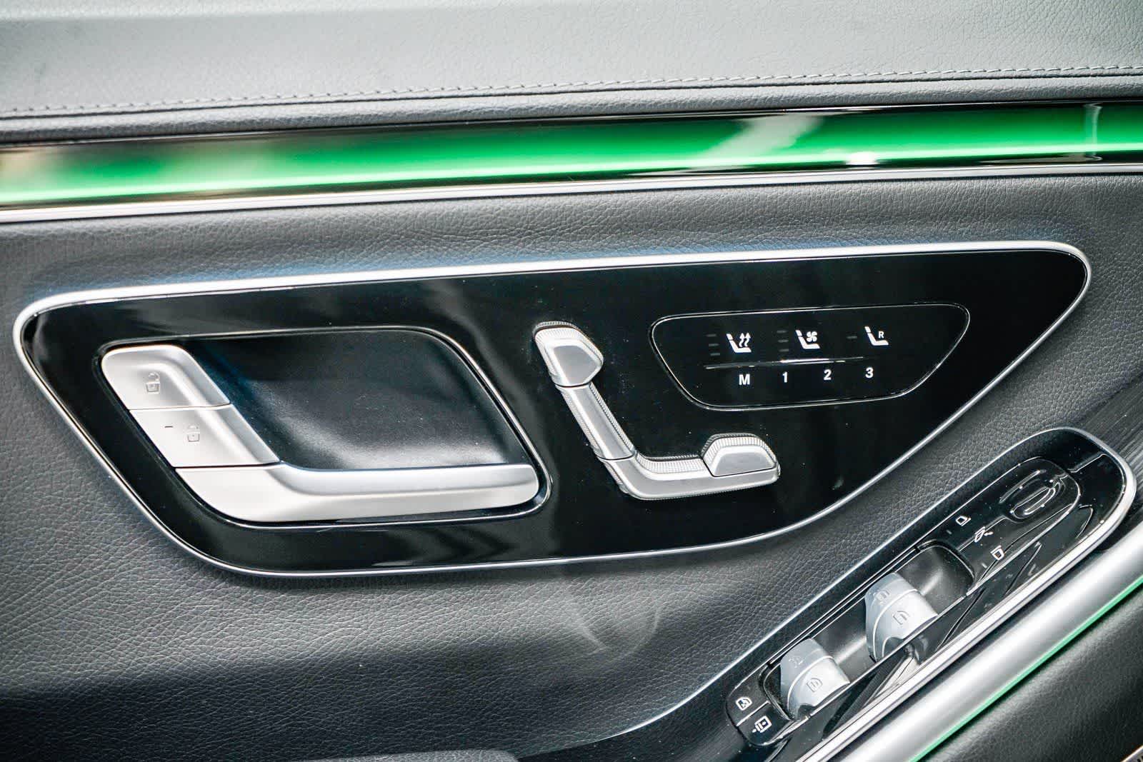 Thumbnail: 2023 Mercedes-Benz S-Class - 20