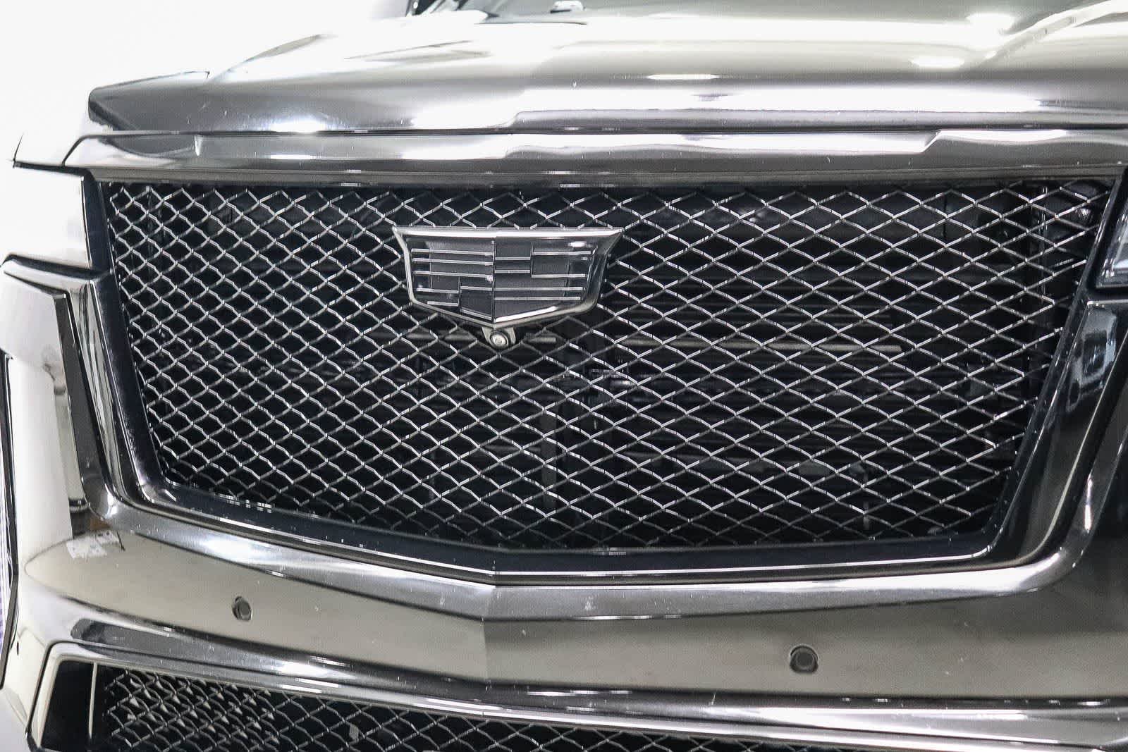 Thumbnail: 2023 Cadillac Escalade - 8