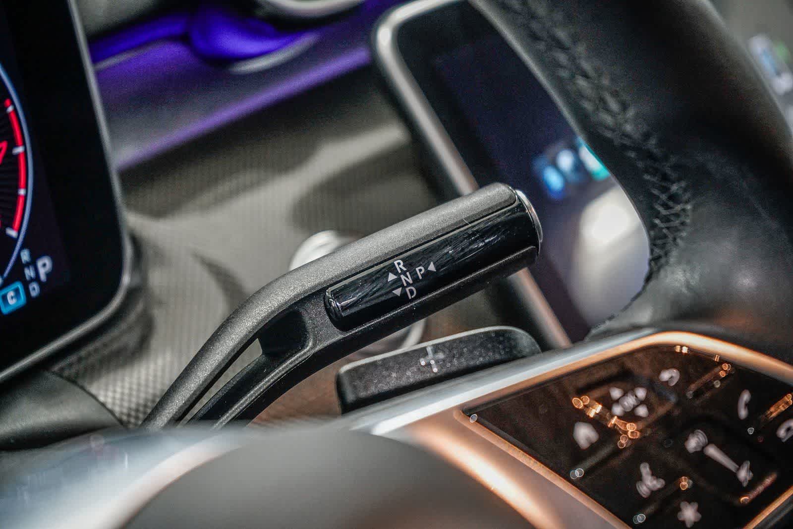 Thumbnail: 2023 Mercedes-Benz C-Class - 21