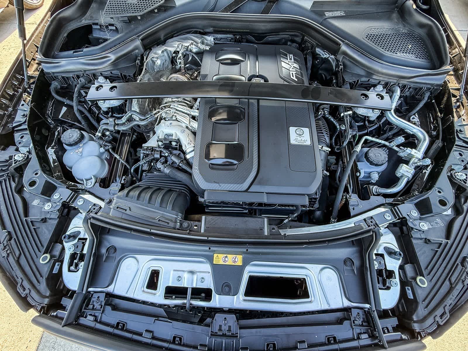 Thumbnail: 2025 Mercedes-Benz GLC - 12