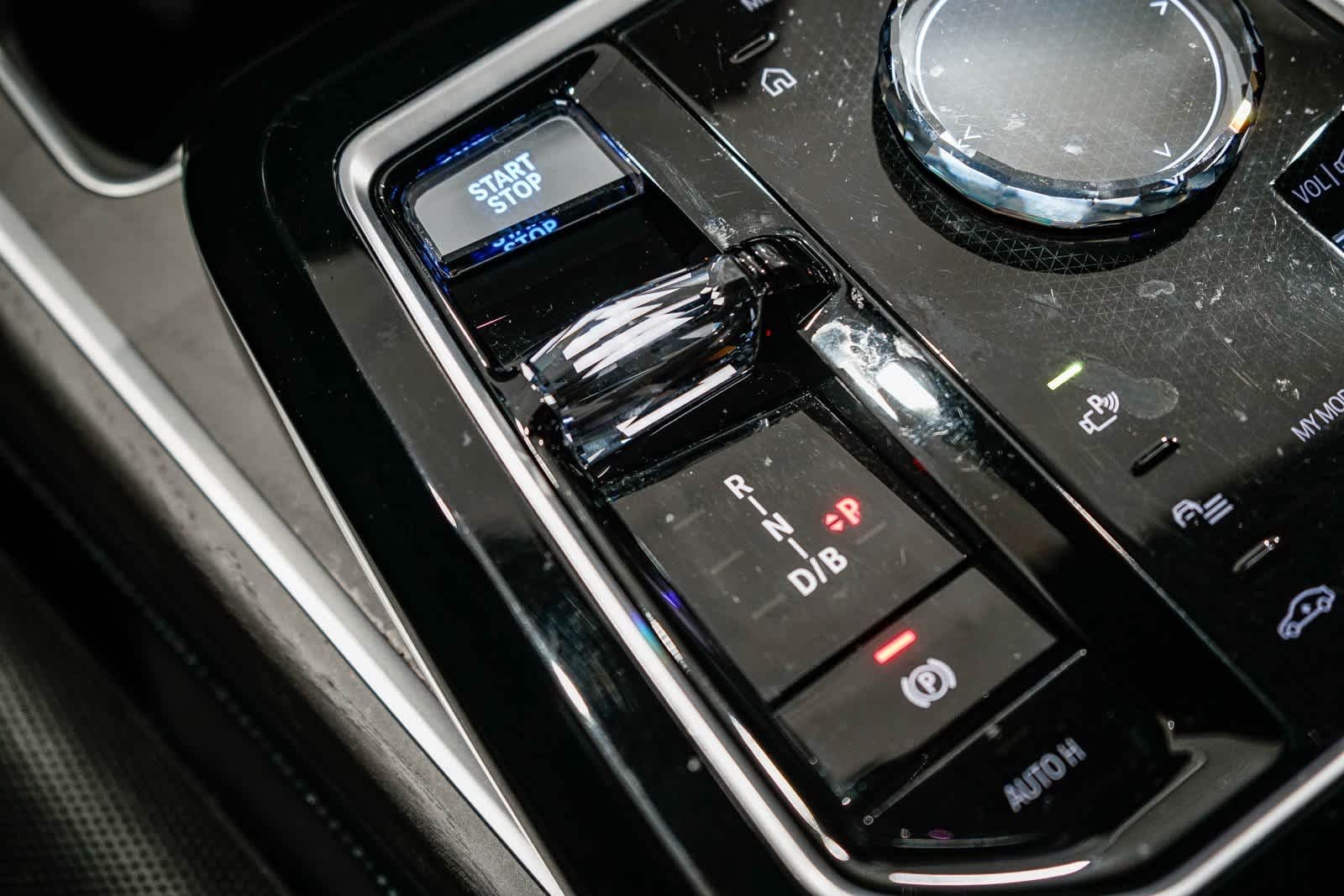 Thumbnail: 2023 BMW i7 - 22