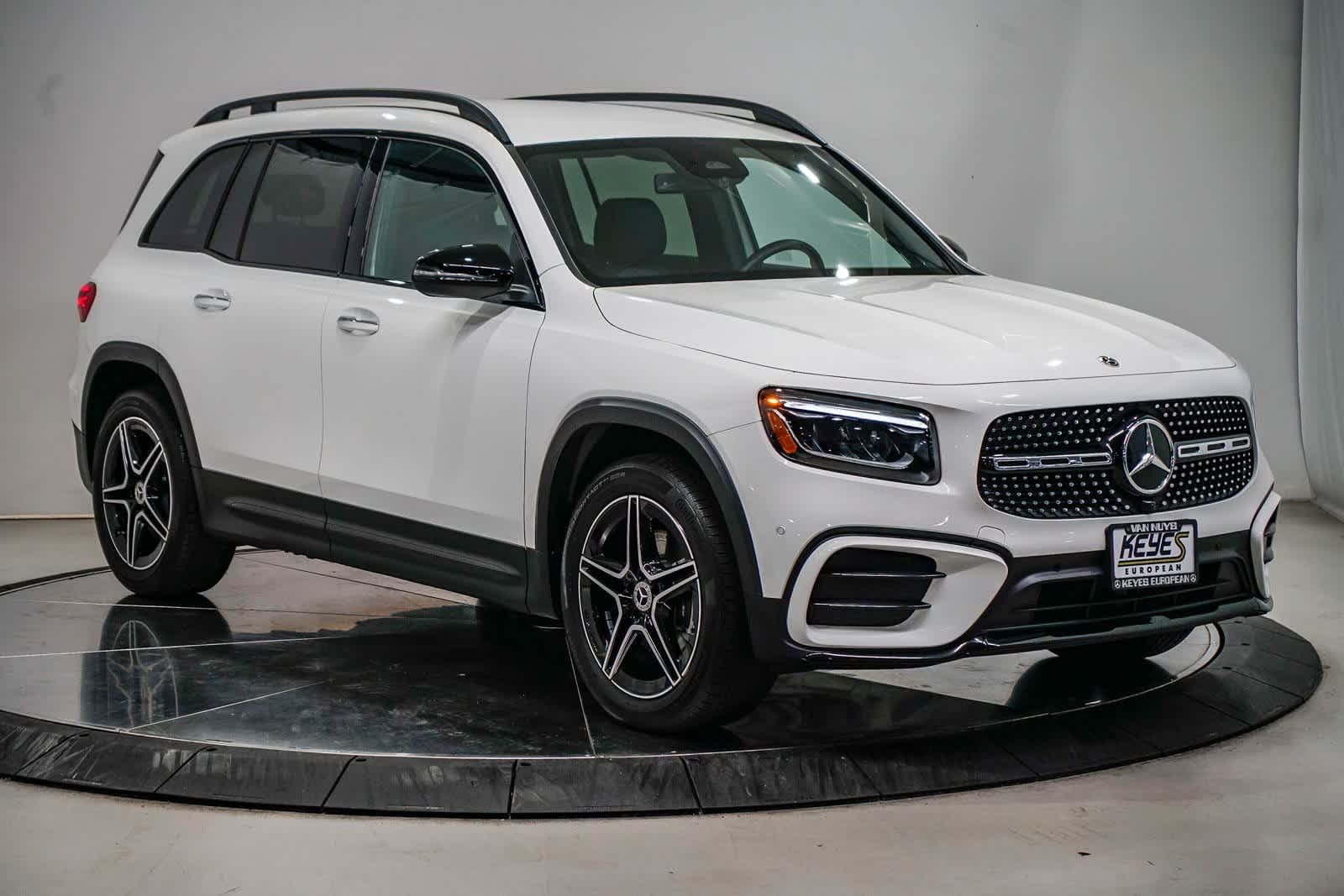 Thumbnail: 2025 Mercedes-Benz GLB - 5