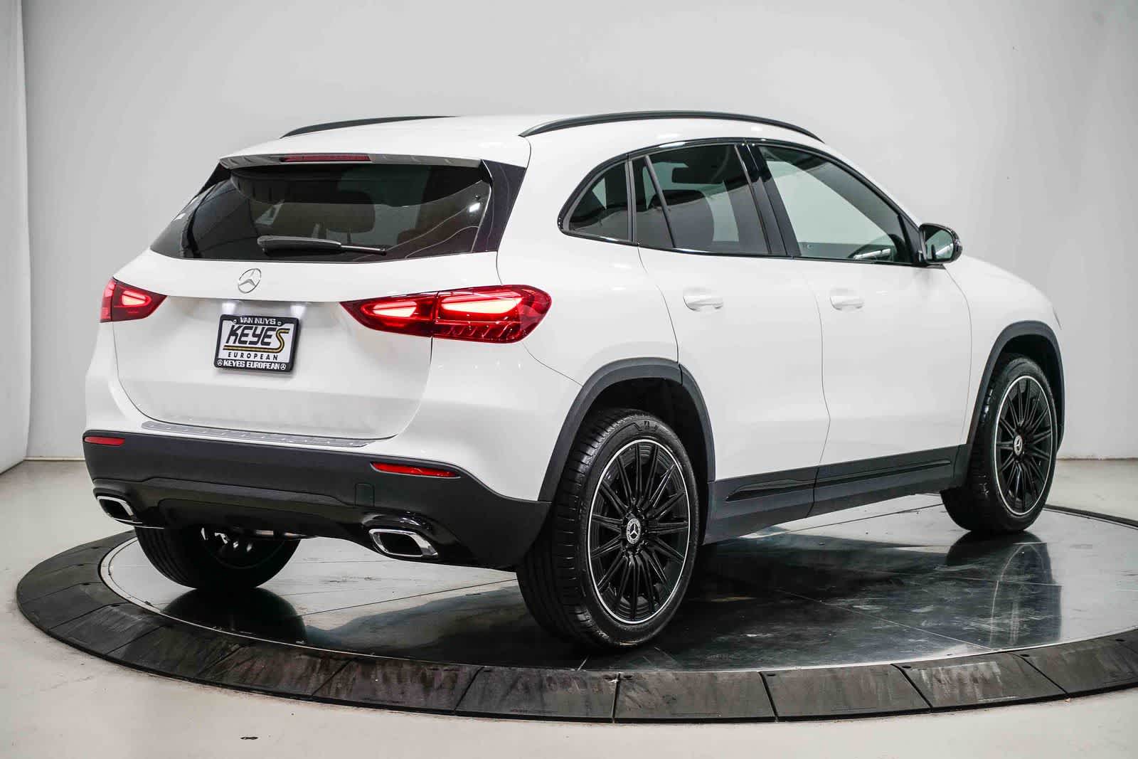 Thumbnail: 2026 Mercedes-Benz GLA - 4