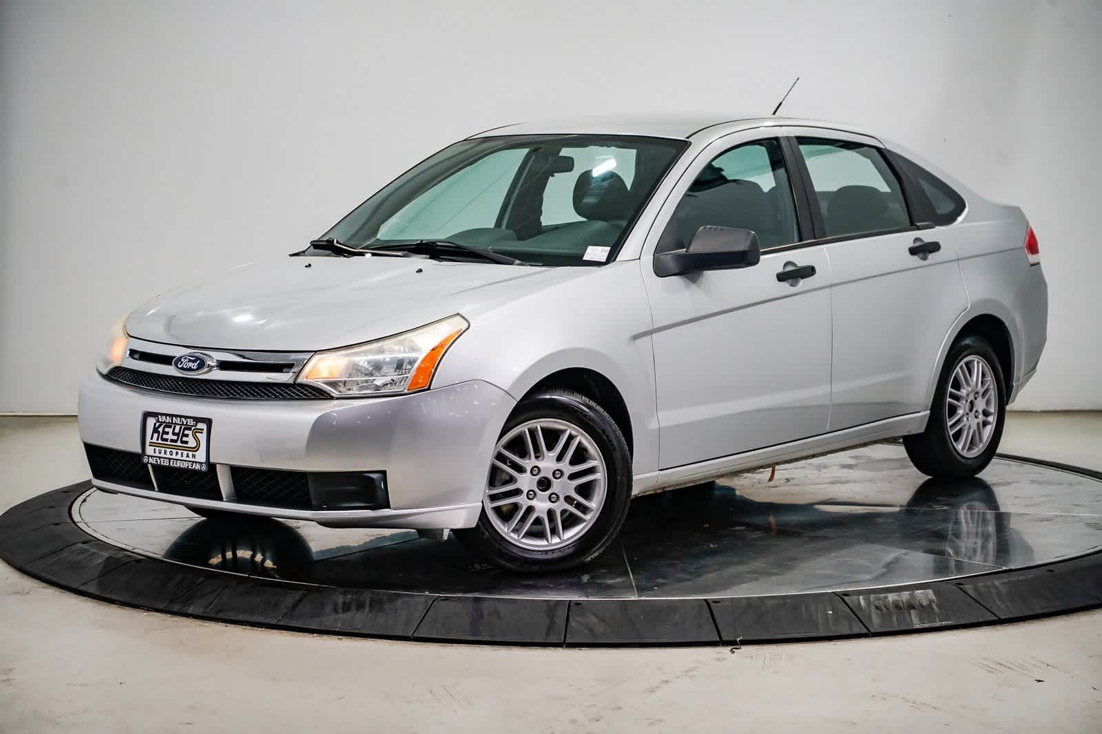 2010 Ford Focus SE -
                  Van Nuys, CA