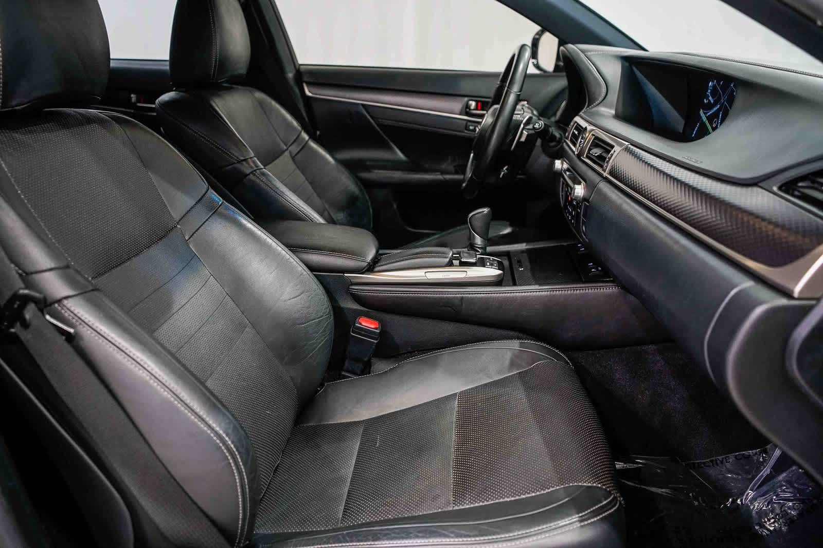 Thumbnail: 2017 Lexus GS - 16