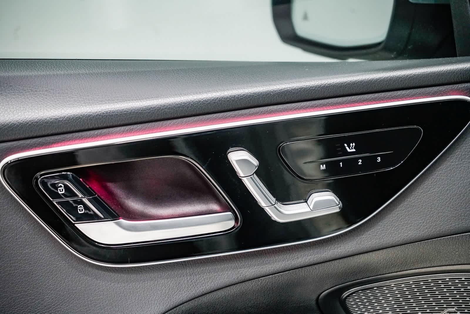 Thumbnail: 2023 Mercedes-Benz C-Class - 20