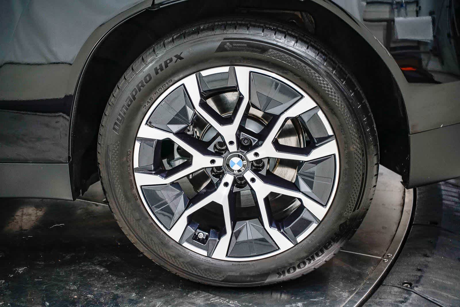 Thumbnail: 2025 BMW X3 - 9
