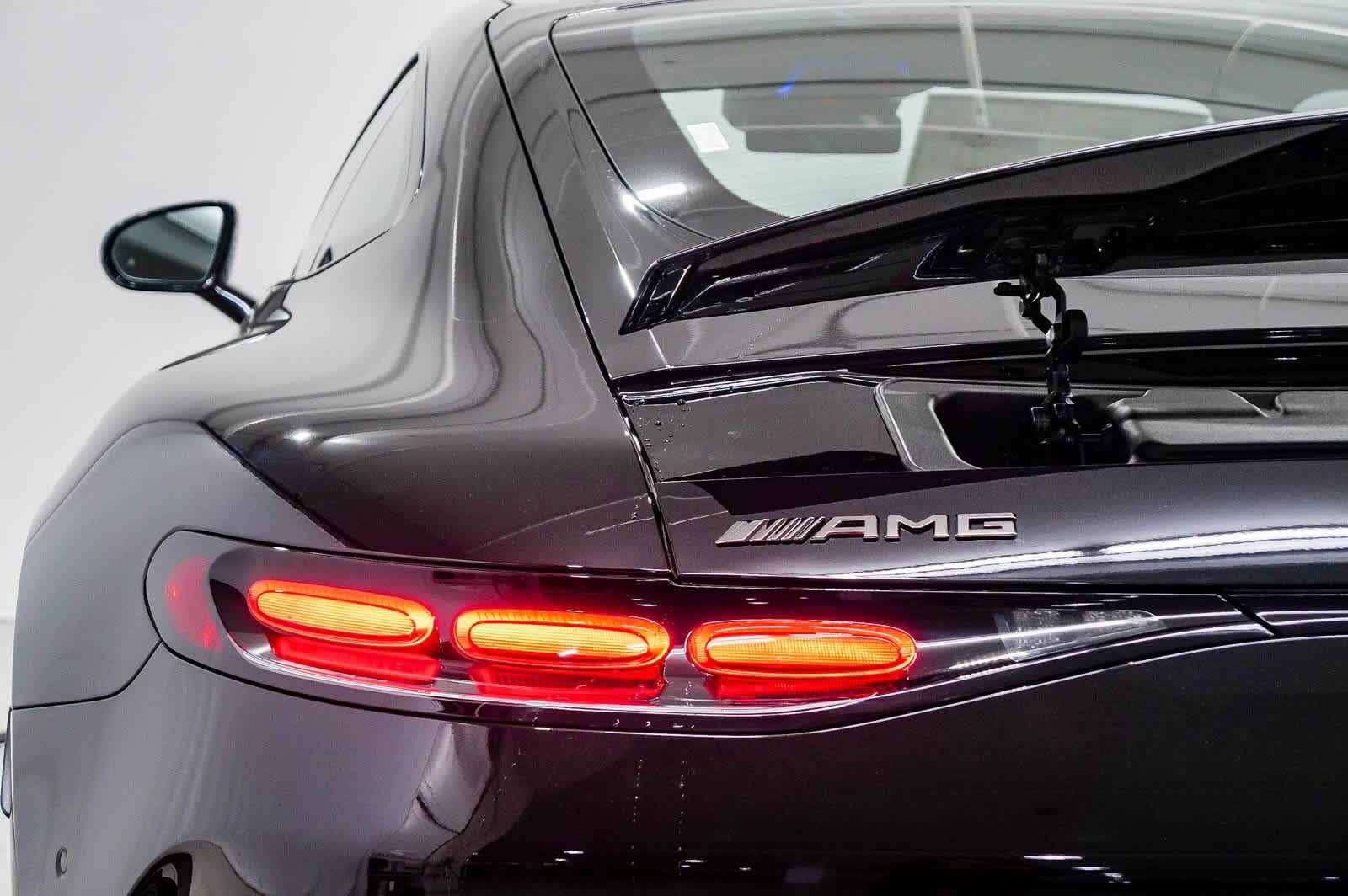 Thumbnail: 2025 Mercedes-Benz AMG GT - 9