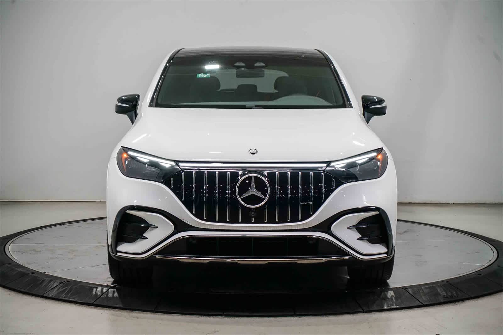 Thumbnail: 2025 Mercedes-Benz EQE - 6