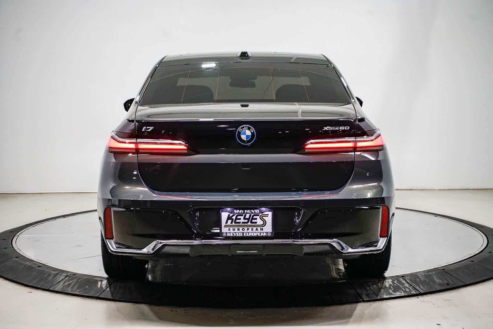 Thumbnail: 2023 BMW i7 - 3